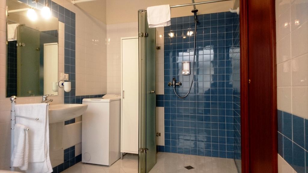 Nerissa Holiday Apartment Мілаццо Екстер'єр фото