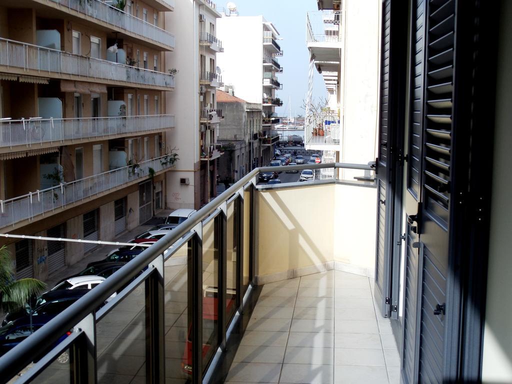Nerissa Holiday Apartment Мілаццо Екстер'єр фото