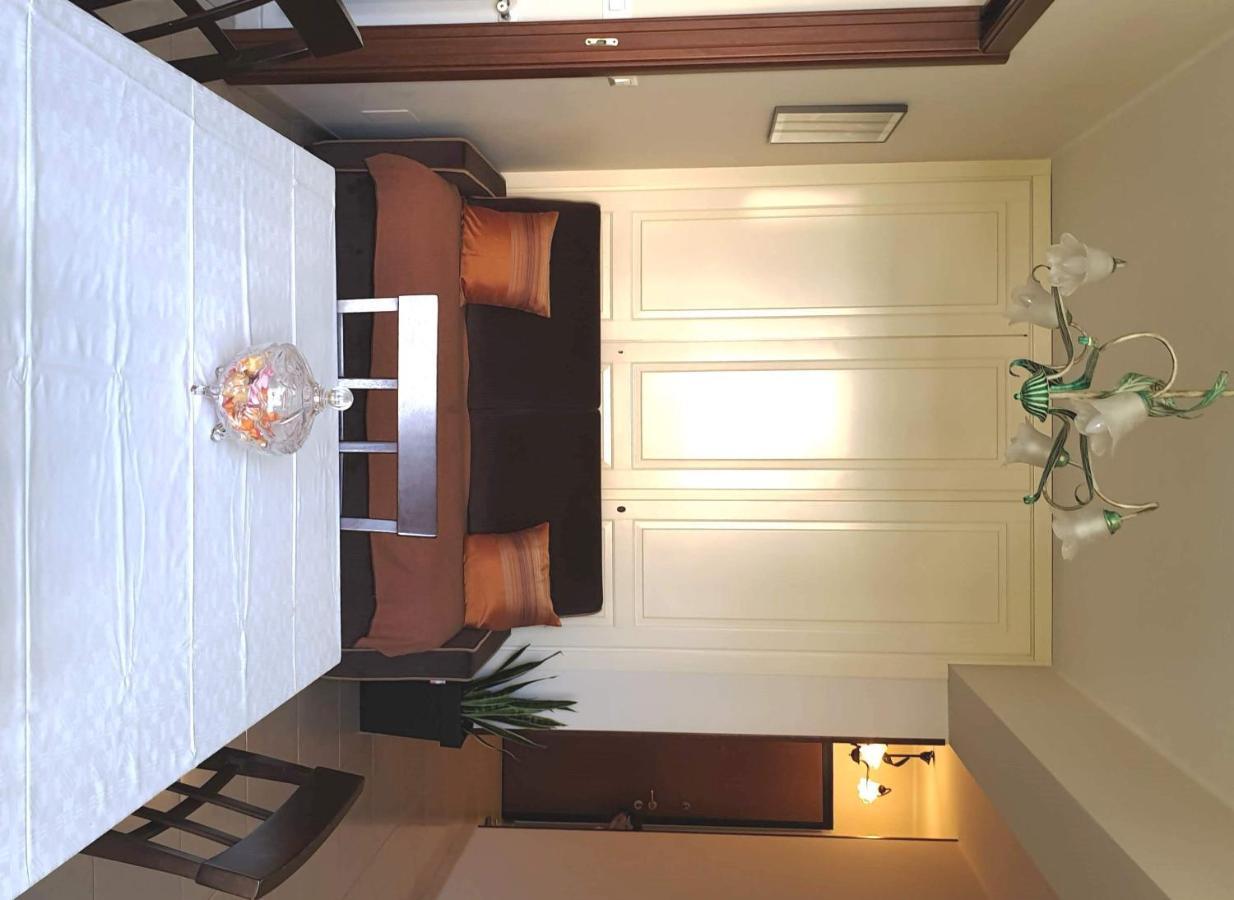 Nerissa Holiday Apartment Мілаццо Екстер'єр фото